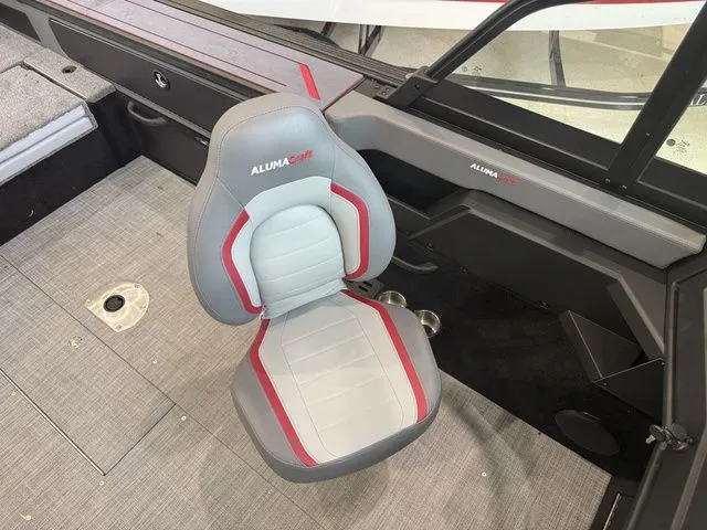 Slide: The Image of Alumacraft Trophy 185X Sport 2025 - 14