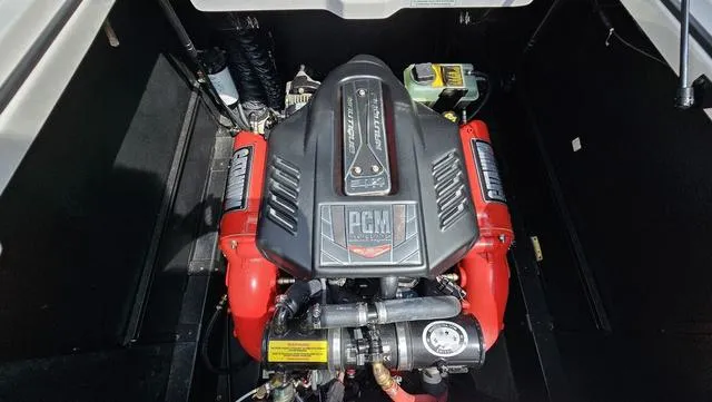 Slide: The Image of Nautique Super Air Nautique G23 2015 - 24