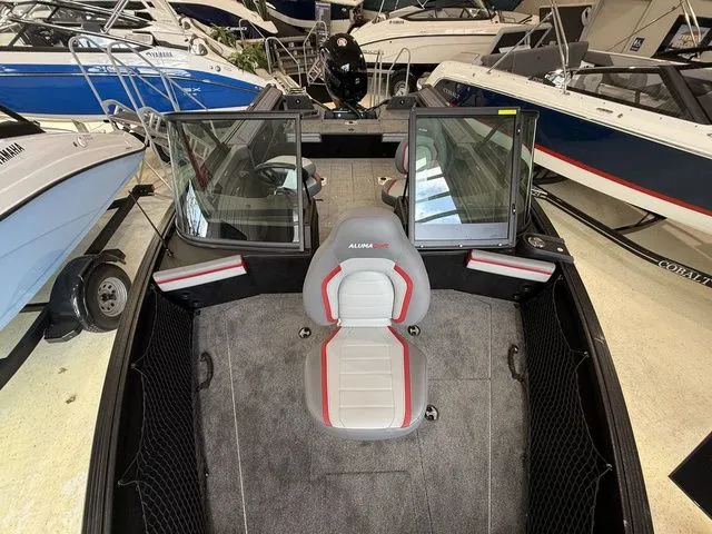 Slide: The Image of Alumacraft Trophy 185X Sport 2025 - 25