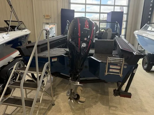 Slide: The Image of Alumacraft Trophy 185X Sport 2025 - 3