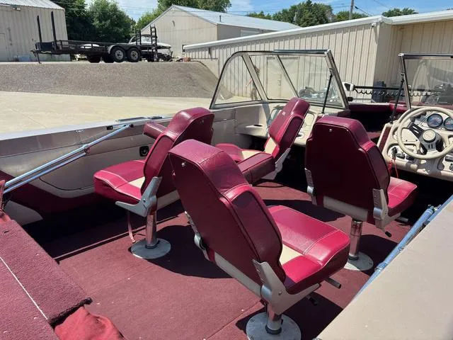 Slide: The Image of Lund 1850 Tyee GS 1996 - 3