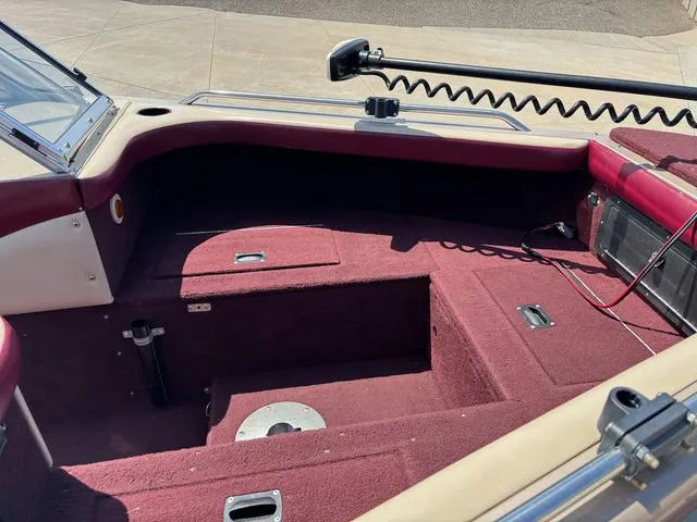 Slide: The Image of Lund 1850 Tyee GS 1996 - 7