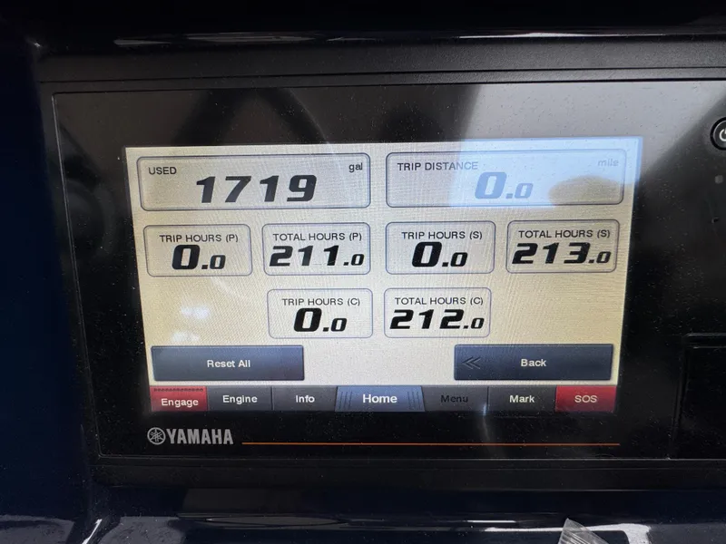 Slide: The Image of Yamaha display showing fuel usage and engine hours on a 2019 Pursuit DC 365 Dual Console. - 17