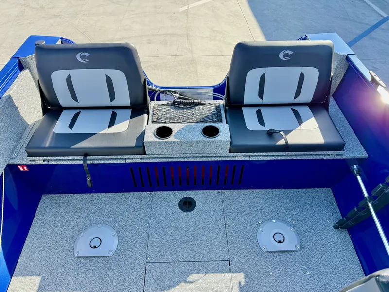 Slide: The Image of Crestliner 1650 Kodiak 2025 - 13