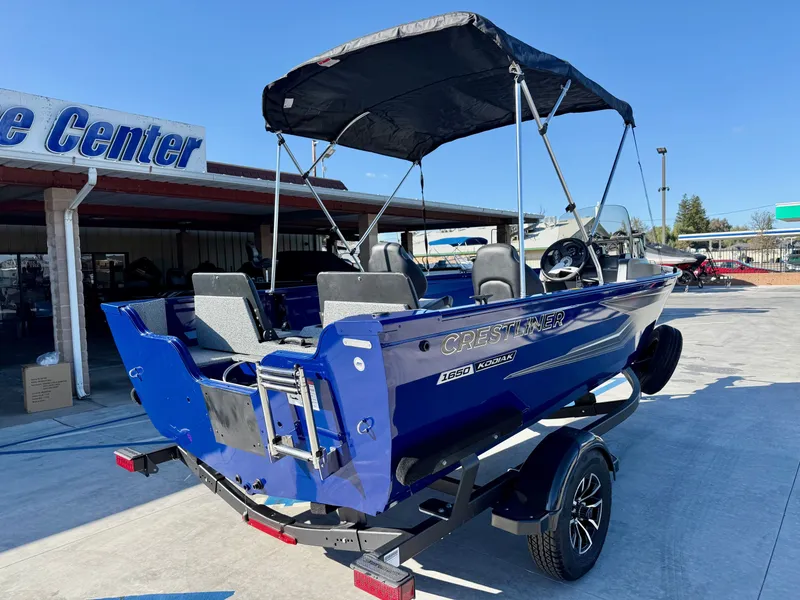 Slide: The Image of Crestliner 1650 Kodiak 2025 - 4