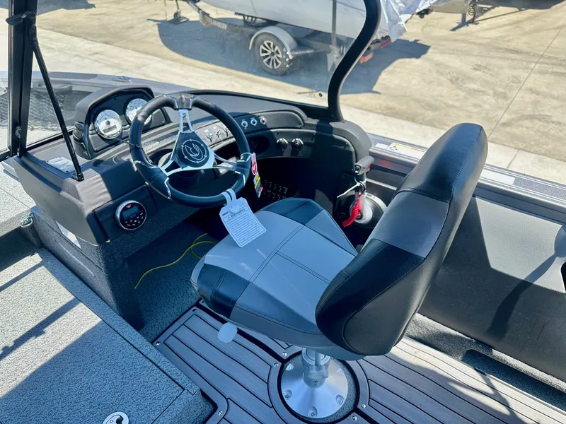 Slide: The Image of Crestliner Super Hawk 1850 w/ 150HP Mercury! 2025 - 12