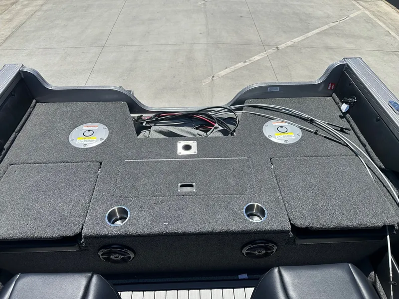 Slide: The Image of Crestliner Super Hawk 1850 w/ 150HP Mercury! 2025 - 16