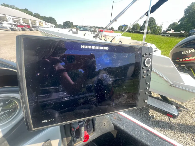 Slide: The Image of Skeeter ZX180 2010 - 5