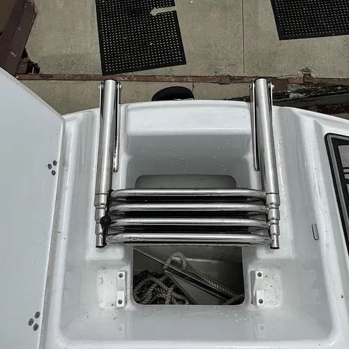Slide: The Image of 2023 Four Winns HD3 for sale by Lucas Sochacki ay Parma Marine (440) 915-8995 - 25