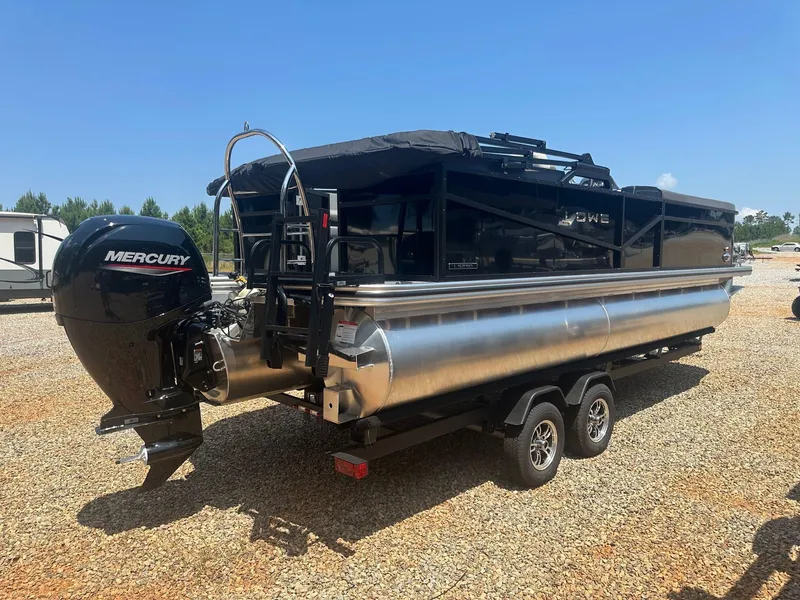 Slide: The Image of Lowe LS 230 WT 2025 - 3