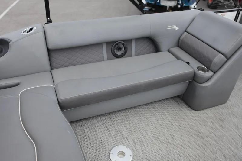 Slide: The Image of Bennington SX 22 SSBX 2020 - 8