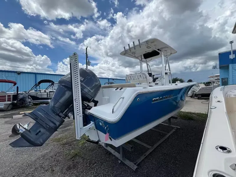 Slide: The Image of Sea Hunt 225 Ultra 2013 - 3