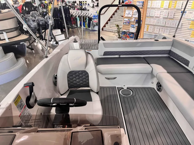 Slide: The Image of Starcraft SVX 211 OB 2025 - 10