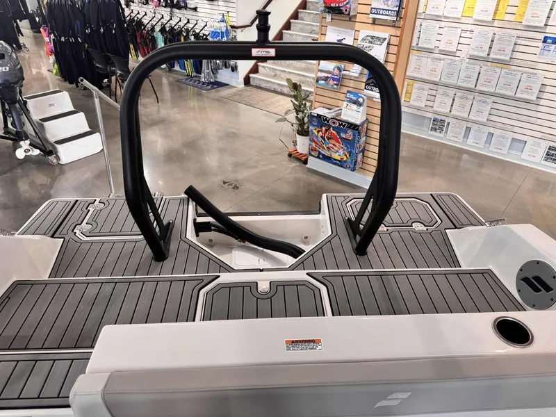 Slide: The Image of Starcraft SVX 211 OB 2025 - 12