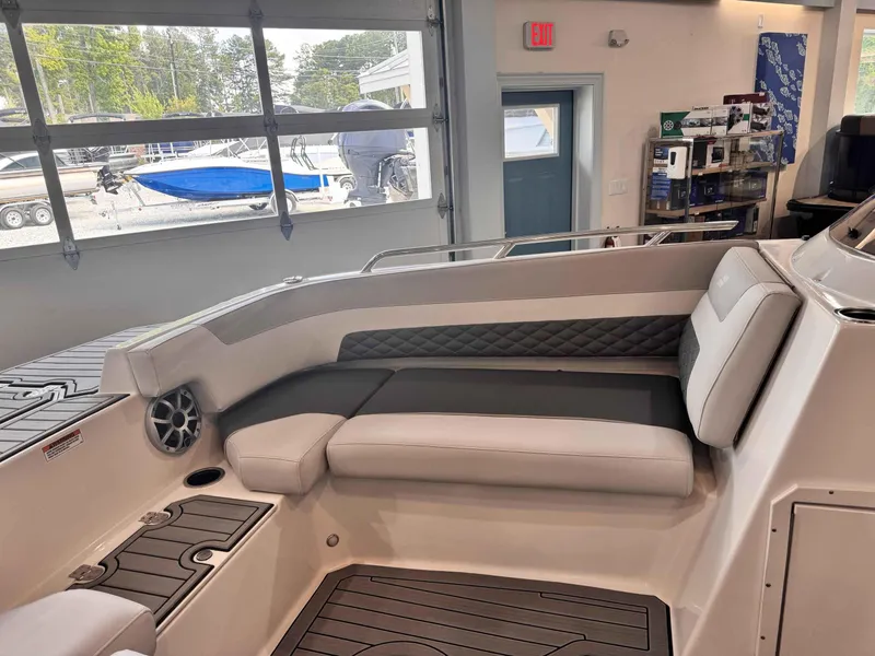 Slide: The Image of Starcraft SVX 211 OB 2025 - 6