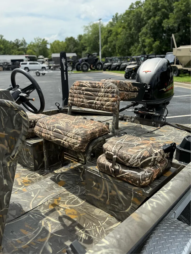 Slide: The Image of War Eagle 961 Blackhawk 2018 - 10