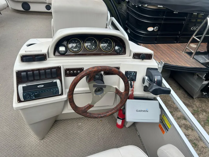 Slide: The Image of Sanpan 2500 RE 2002 - 8