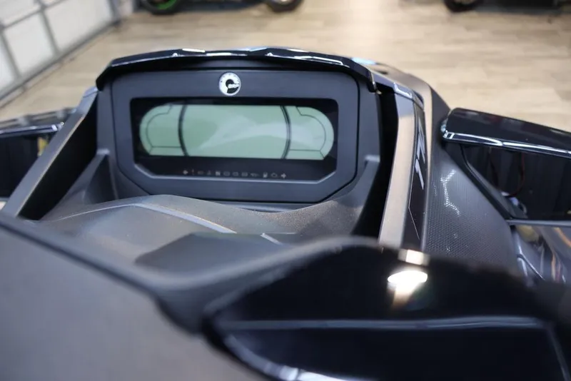 Slide: The Image of Sea-Doo GTX™ 170 iBR and iDF 2025 - 14