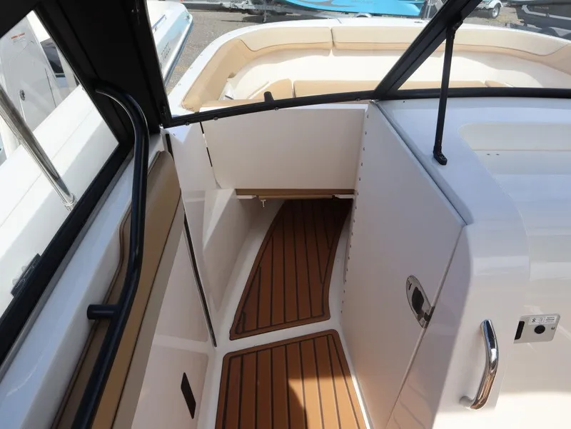 Slide: The Image of Bayliner Trophy T22CC 2025 - 12