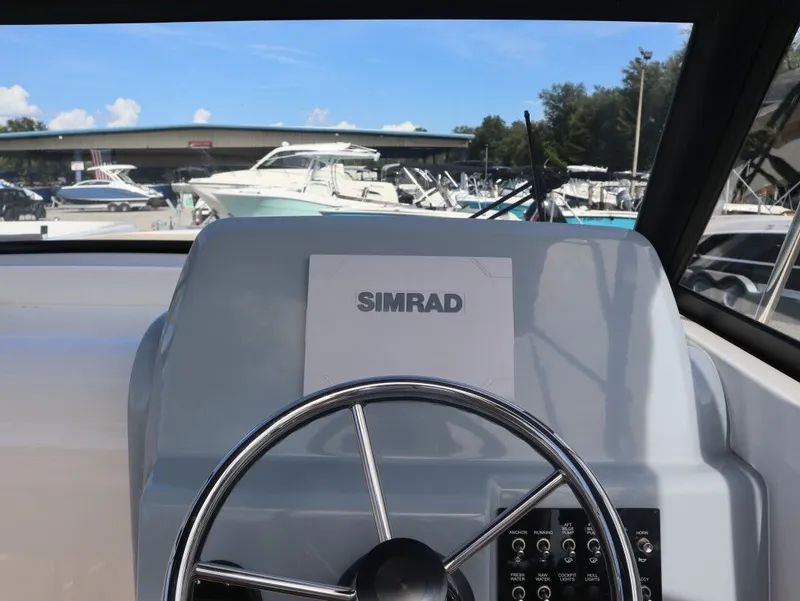 Slide: The Image of Bayliner Trophy T22CC 2025 - 16