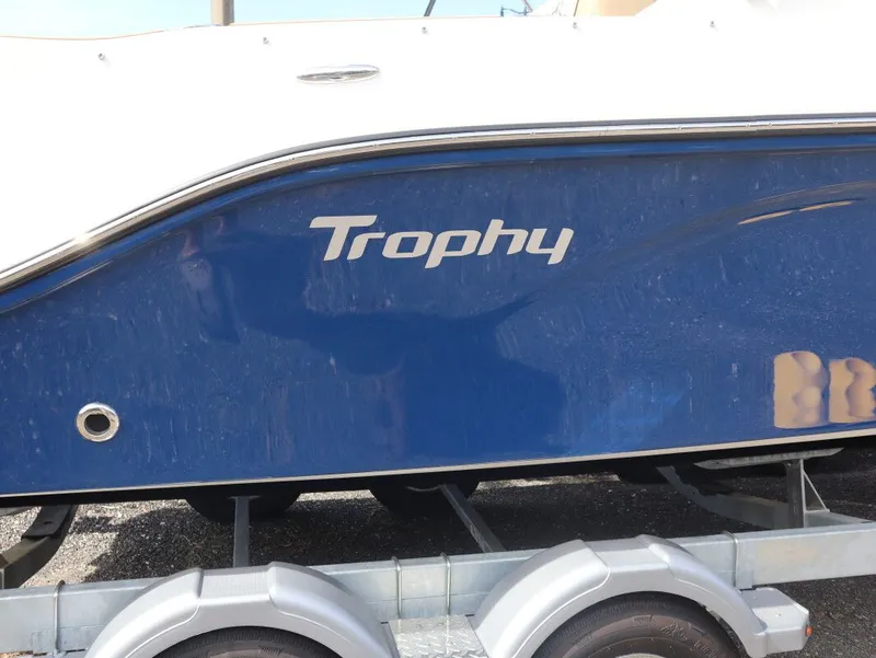Slide: The Image of Bayliner Trophy T22CC 2025 - 6