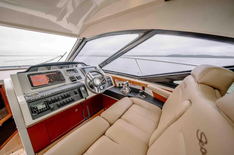 Slide: The Image of Sea Ray Sundancer 510 2013 - 54