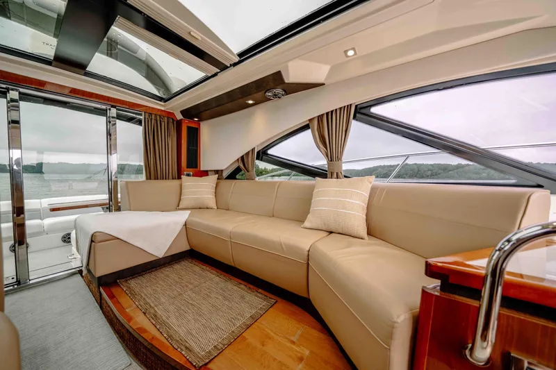 Slide: The Image of Sea Ray Sundancer 510 2013 - 57