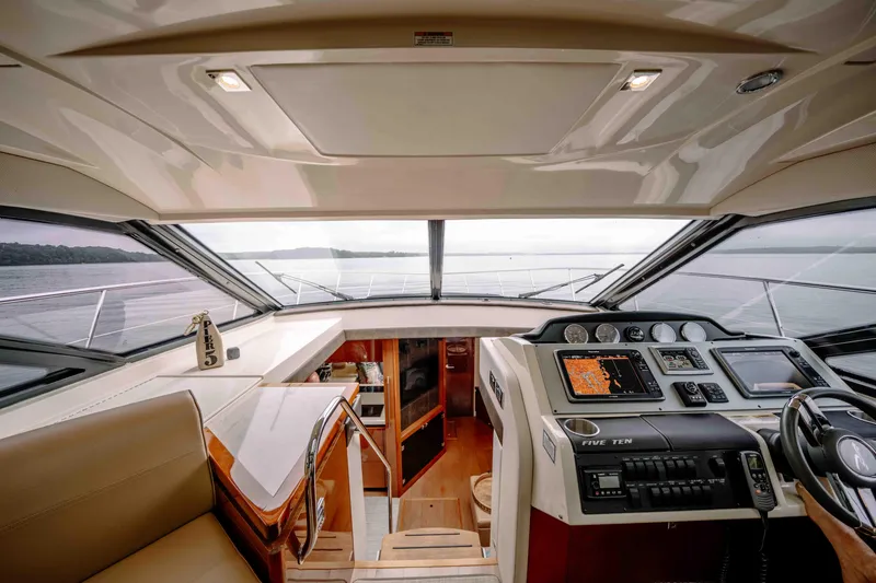 Slide: The Image of Sea Ray Sundancer 510 2013 - 58