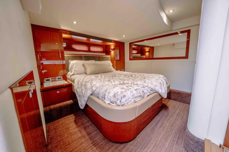 Slide: The Image of Sea Ray Sundancer 510 2013 - 61