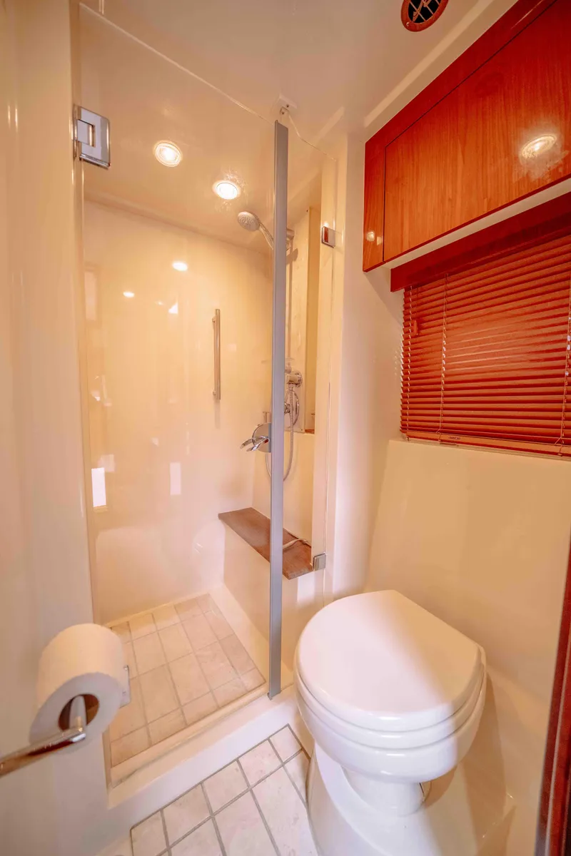 Slide: The Image of Sea Ray Sundancer 510 2013 - 63