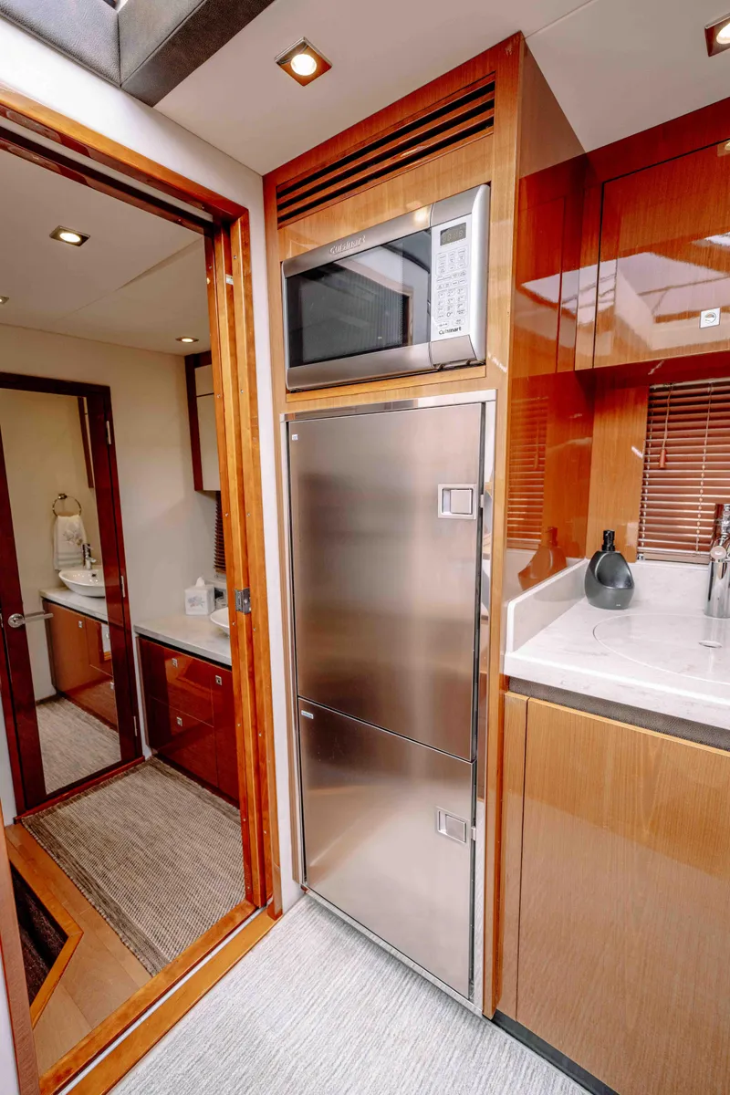 Slide: The Image of Sea Ray Sundancer 510 2013 - 72