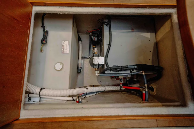 Slide: The Image of Sea Ray Sundancer 510 2013 - 94