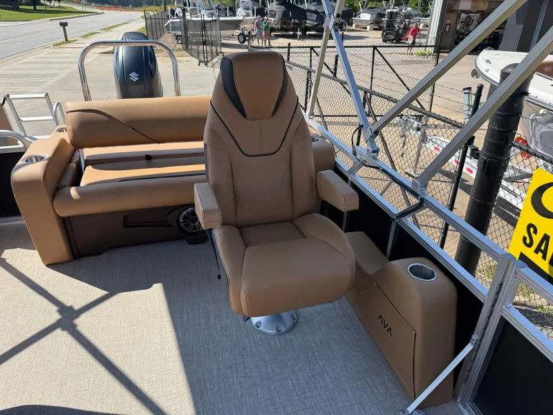 Slide: The Image of 2025 Avalon Venture 85 Versatile rear Bench with luxurious tan seating and modern design. - 17