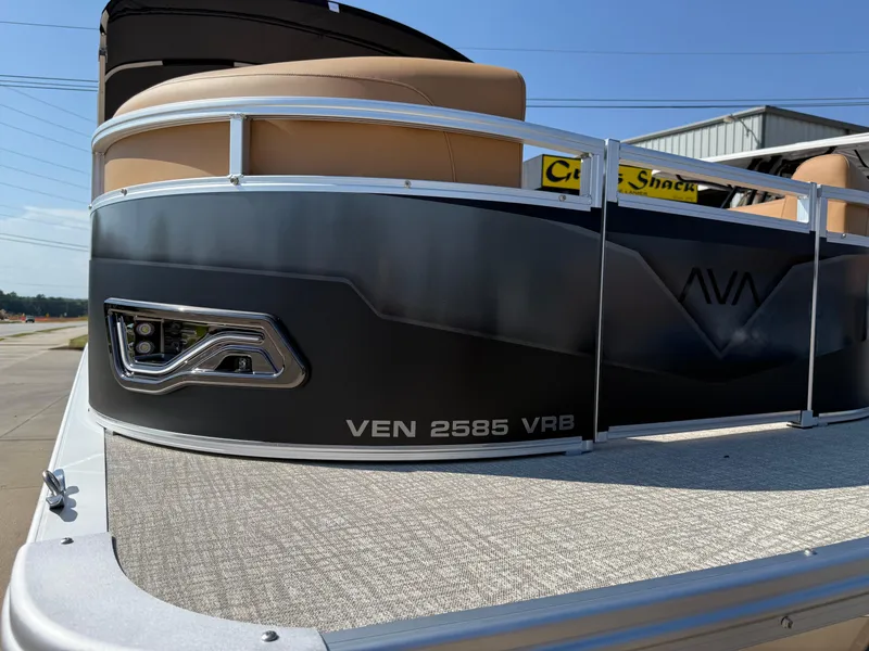 Slide: The Image of Avalon Venture 85 Versatile Rear Bench 2025 - 50