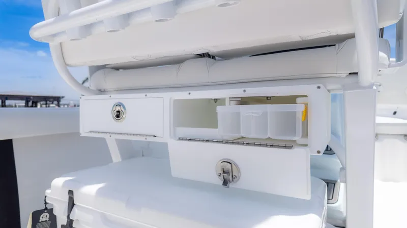 Slide: The Image of Tidewater 232 SS 2026 - 10