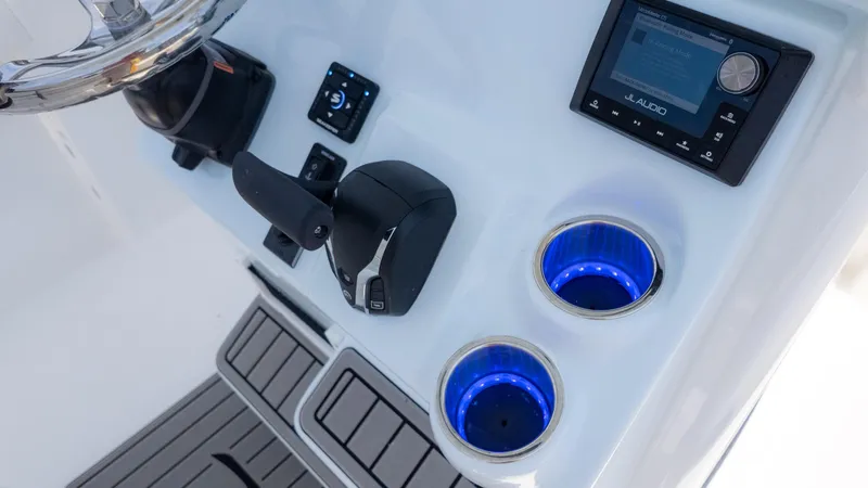 Slide: The Image of Tidewater 232 SS 2026 - 17