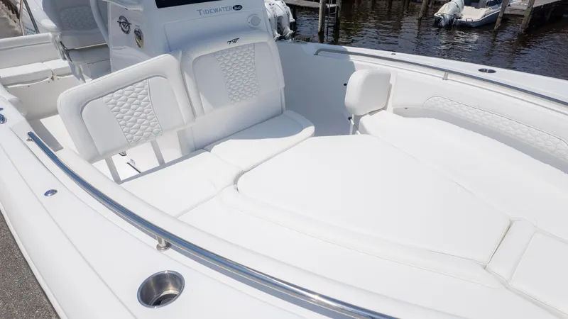 Slide: The Image of Tidewater 232 SS 2026 - 19