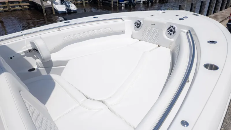 Slide: The Image of Tidewater 232 SS 2026 - 20