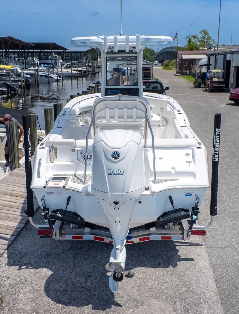 Slide: The Image of Tidewater 232 SS 2026 - 5