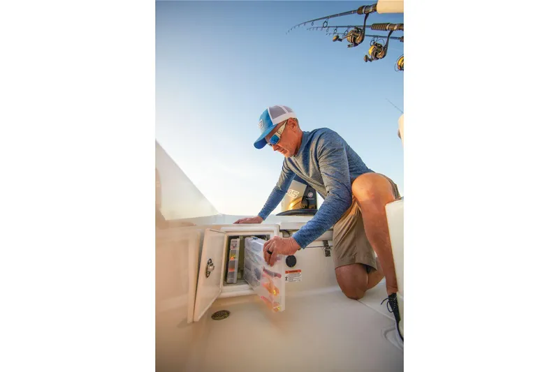 Slide: The Image of Ranger Boats 2360 Bay 2025 - 30