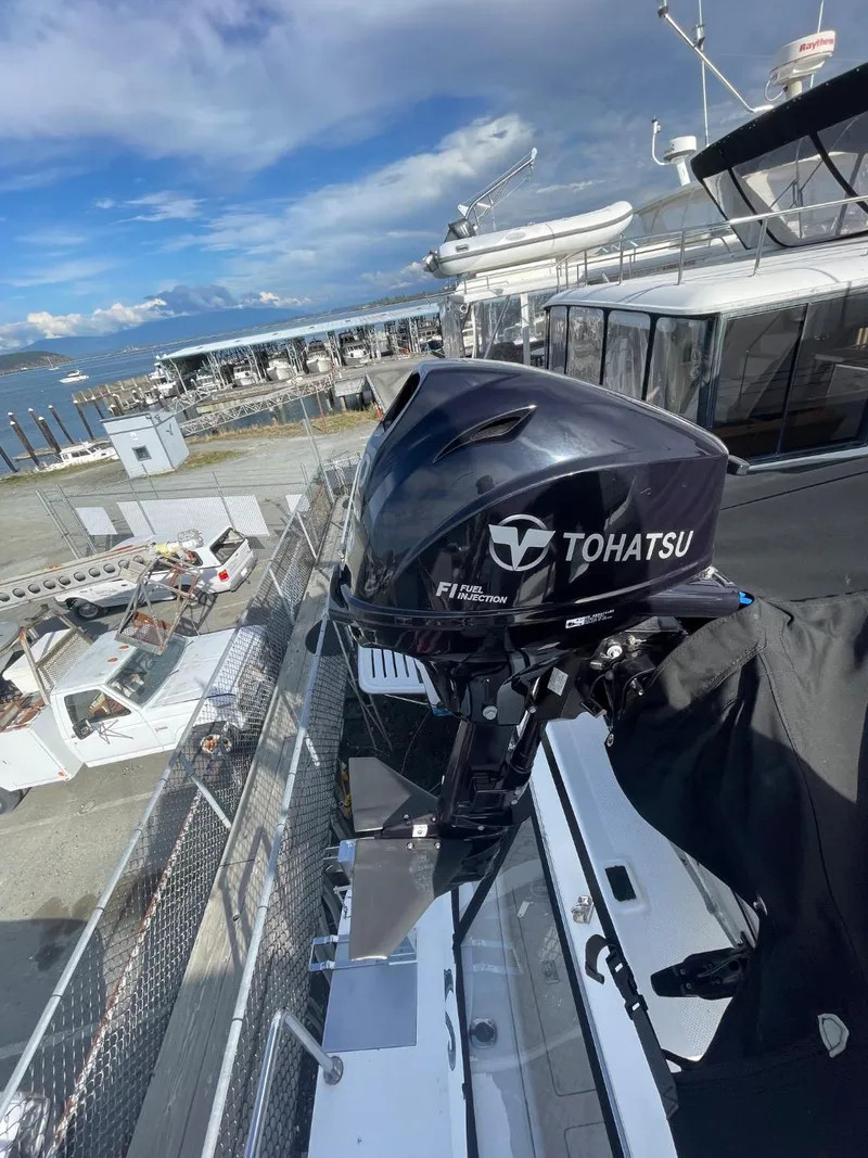 Slide: The Image of Bayliner 4788 Pilot House Motoryacht 1994 - 56