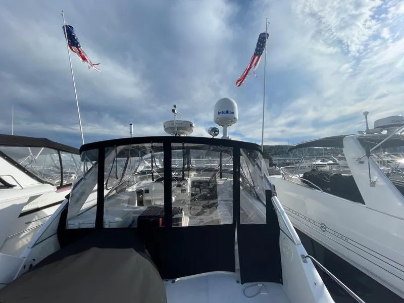 Slide: The Image of Bayliner 4788 Pilot House Motoryacht 1994 - 59