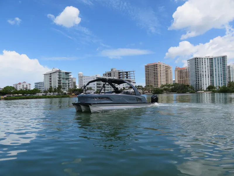 Slide: The Image of Avalon 2785 Excalibur Carbon Elite | Performance Tri toon | Sarasota, FL 34239 2026 - 105