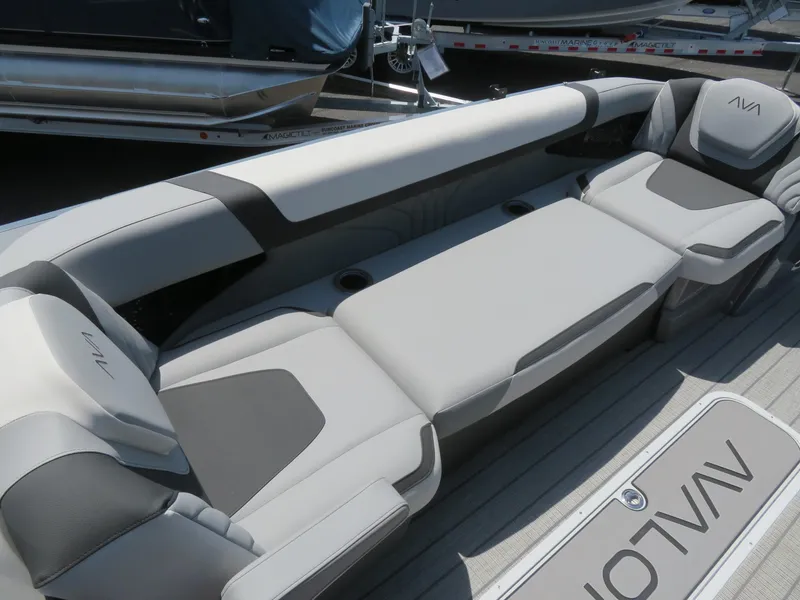 Slide: The Image of Luxurious seating on 2026 Avalon Excalibur Elite Windshield boat, featuring sleek design and comfort. - 20