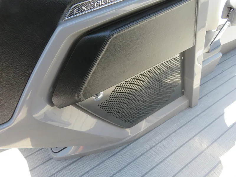 Slide: The Image of Avalon 2785 Excalibur Carbon Elite | Performance Tri toon | Sarasota, FL 34239 2026 - 56