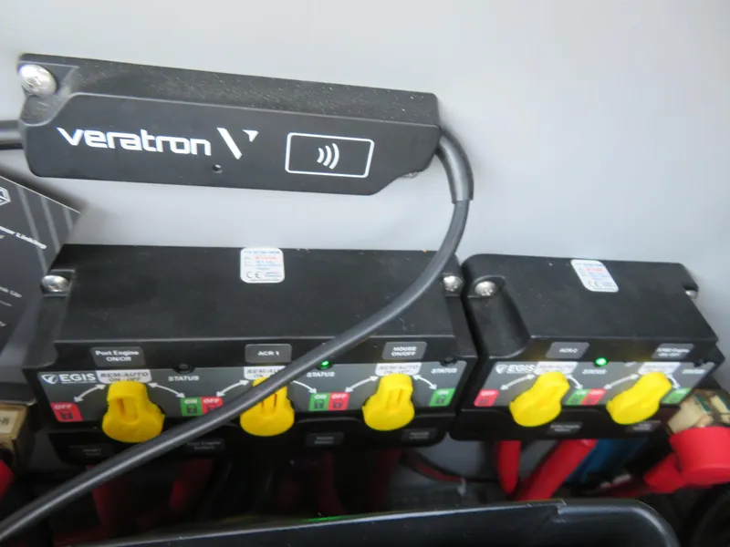 Slide: The Image of Avalon 2785 Excalibur Carbon Elite | Performance Tri toon | Sarasota, FL 34239 2026 - 68