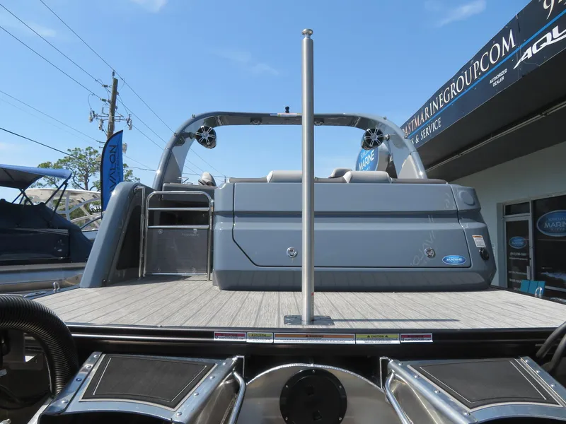 Slide: The Image of Avalon 2785 Excalibur Carbon Elite | Performance Tri toon | Sarasota, FL 34239 2026 - 69
