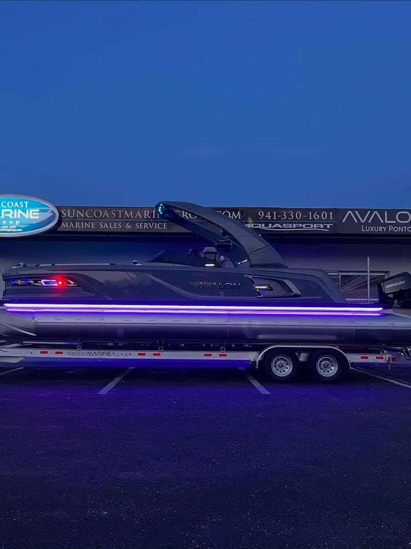 Slide: The Image of Avalon 2785 Excalibur Carbon Elite | Performance Tri toon | Sarasota, FL 34239 2026 - 73