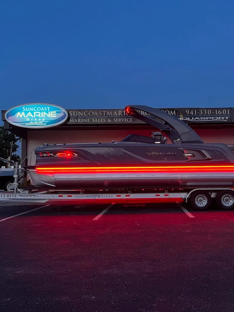 Slide: The Image of Avalon 2785 Excalibur Carbon Elite | Performance Tri toon | Sarasota, FL 34239 2026 - 75