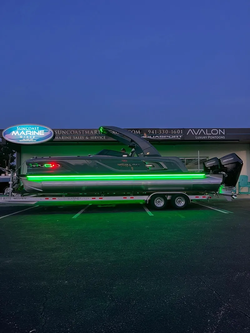 Slide: The Image of Avalon 2785 Excalibur Carbon Elite | Performance Tri toon | Sarasota, FL 34239 2026 - 76